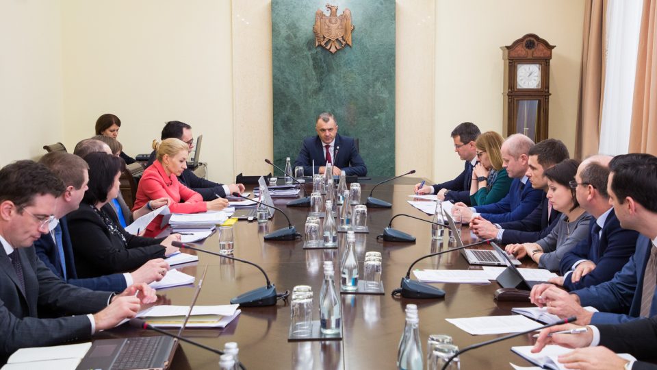 0679178F-5096-471F-9B73-ADF0A6AF5AF4