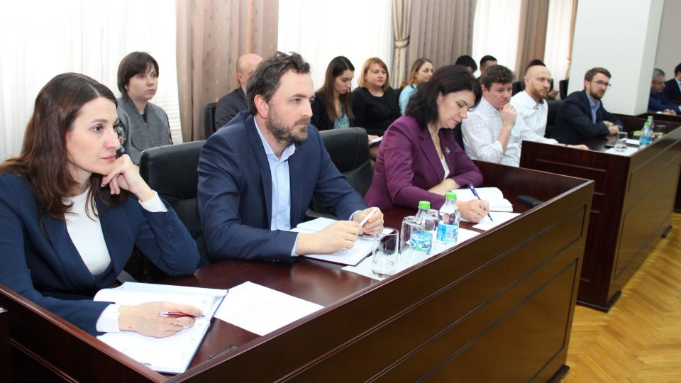 4723878B-3525-422D-8765-FD6B0D269059